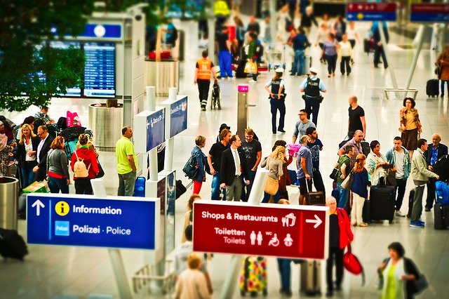 Airport Arrivals Book Taxi